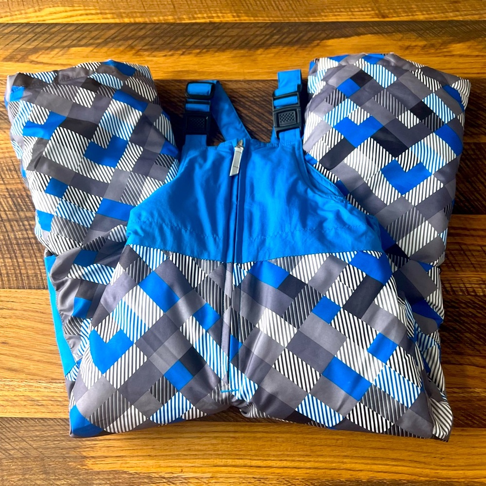 Toddler snow bibs